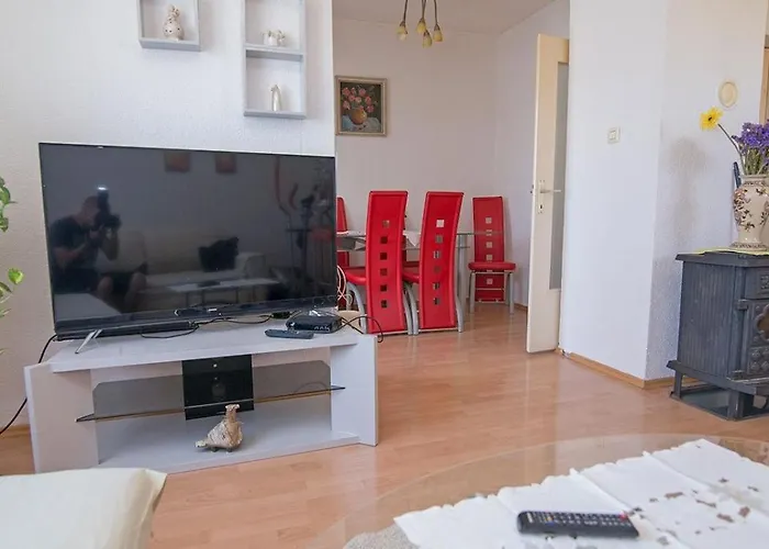 Apartamento Josipa B4 *